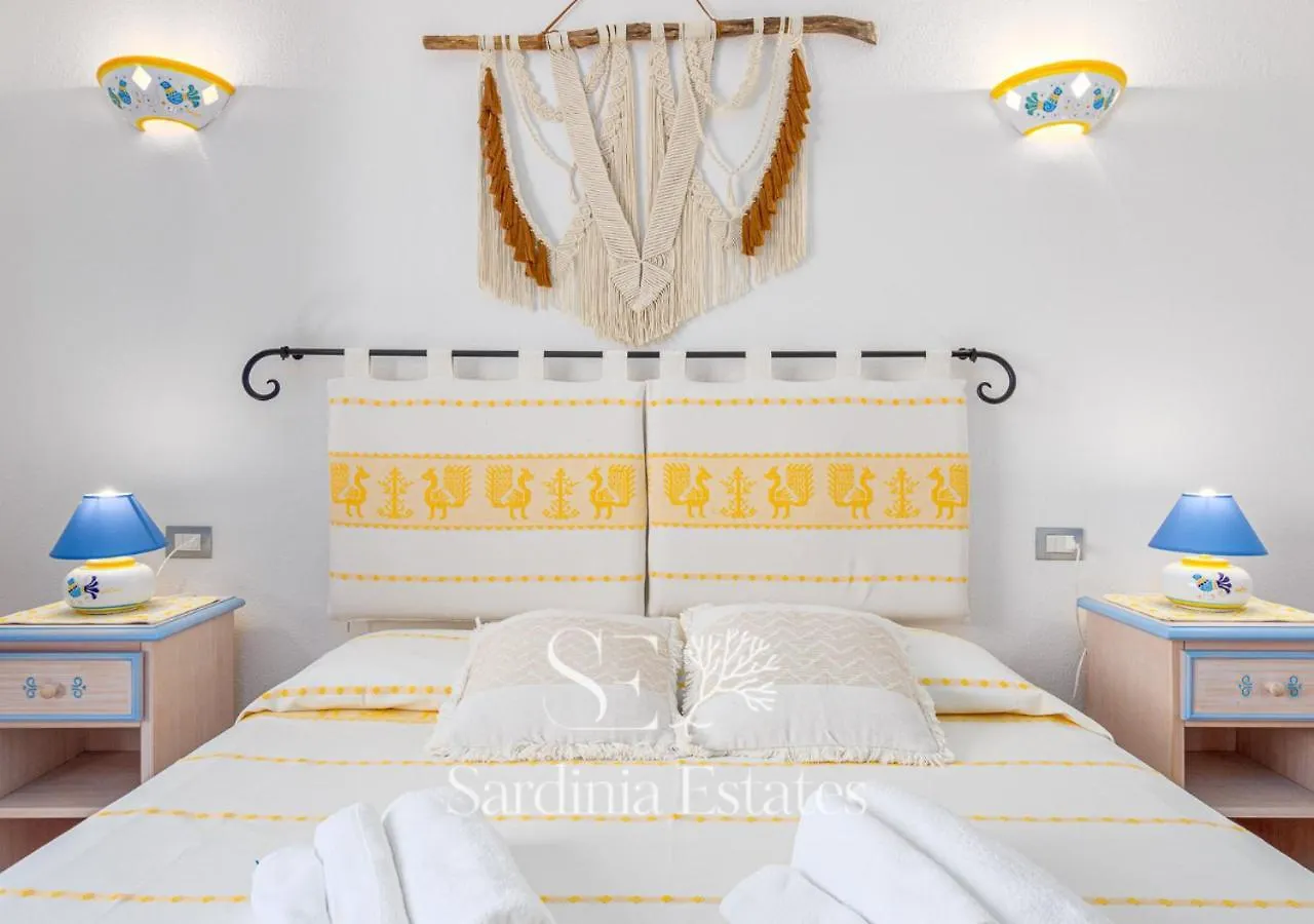 Villa Levante - 300M From The Beach Agrustos بيت للعطل